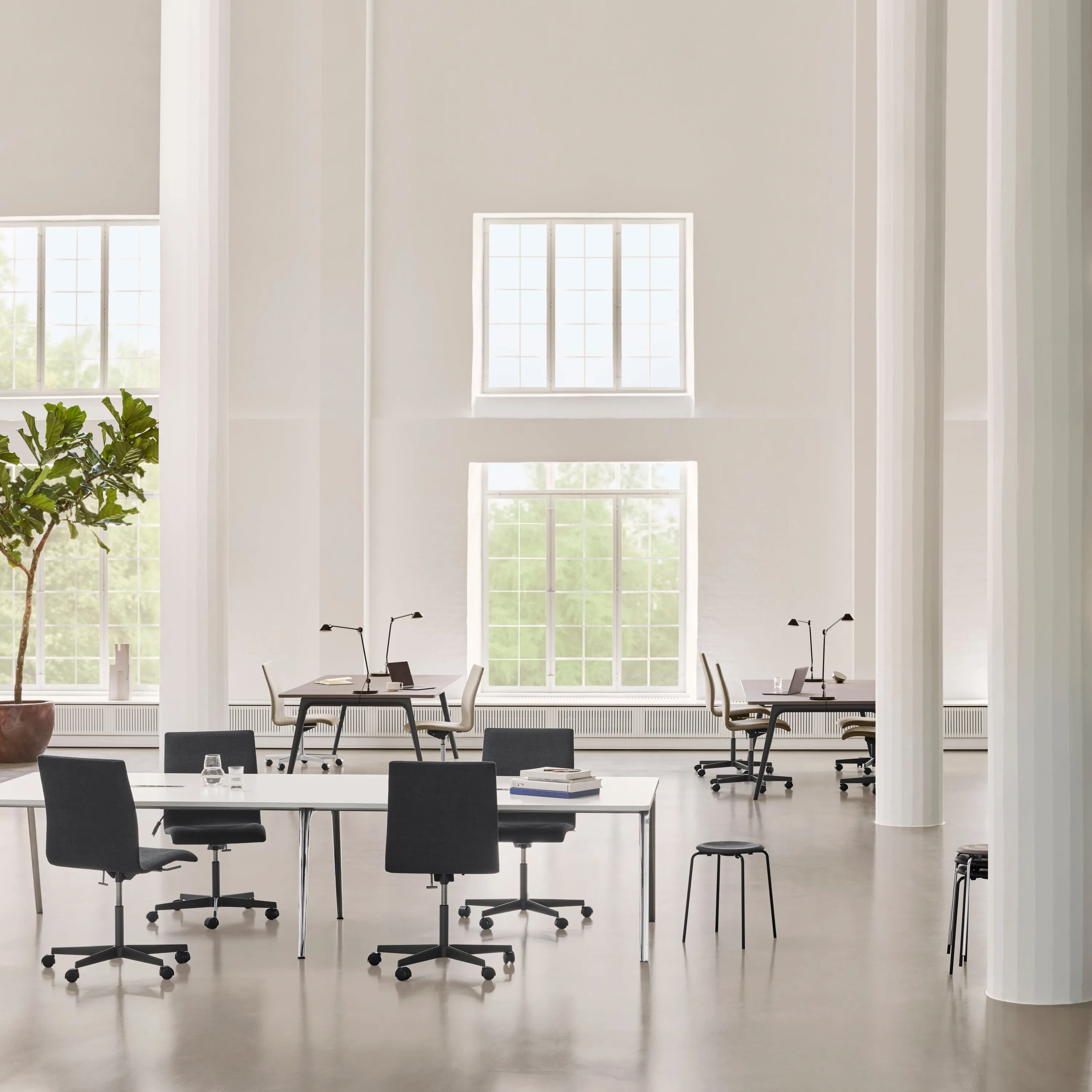 Fritz Hansen AQ01™ Table Lamp