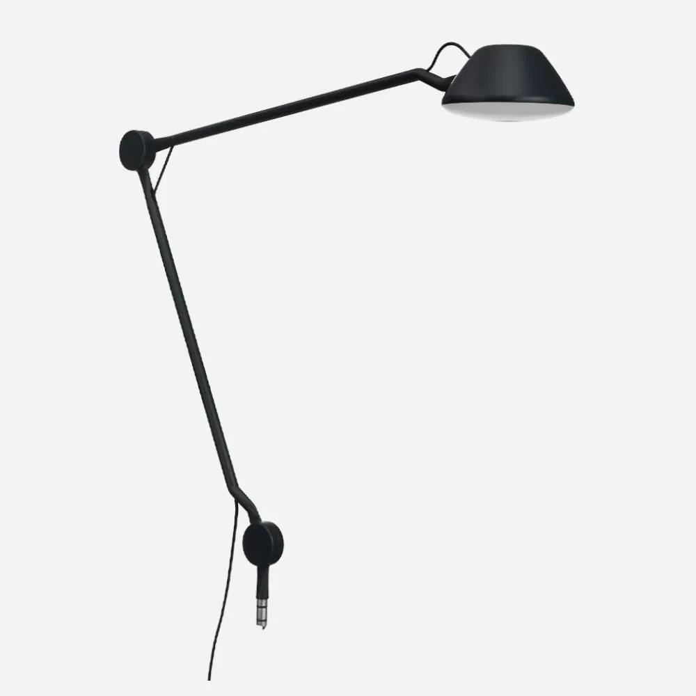 Fritz Hansen AQ01™ Table Lamp