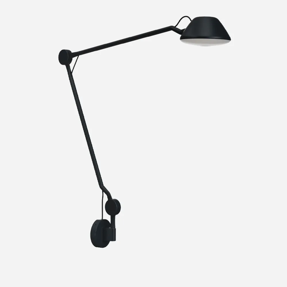 Fritz Hansen AQ01™ Wall Lamp