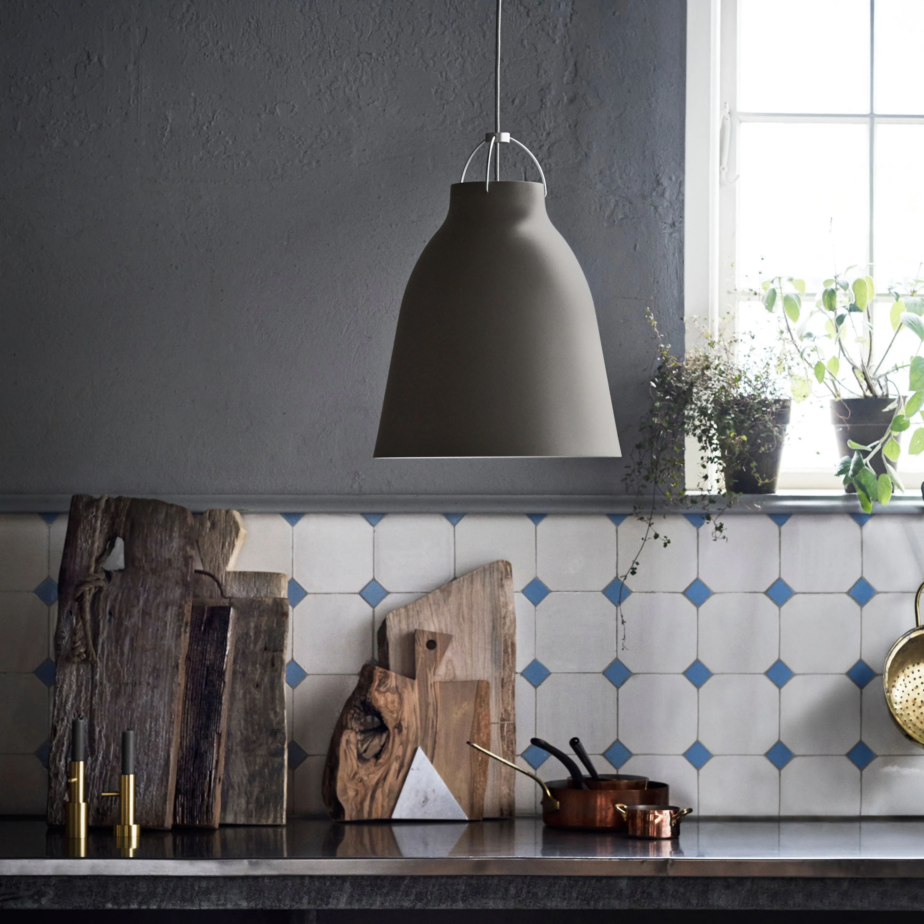 Fritz Hansen Caravaggio™ Matt Medium