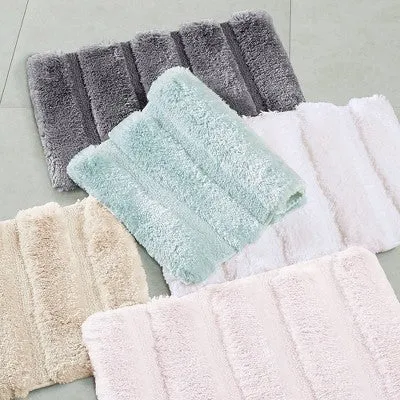 New - 17"x24" Tufted Pearl Channel Solid Bath Rug Blush